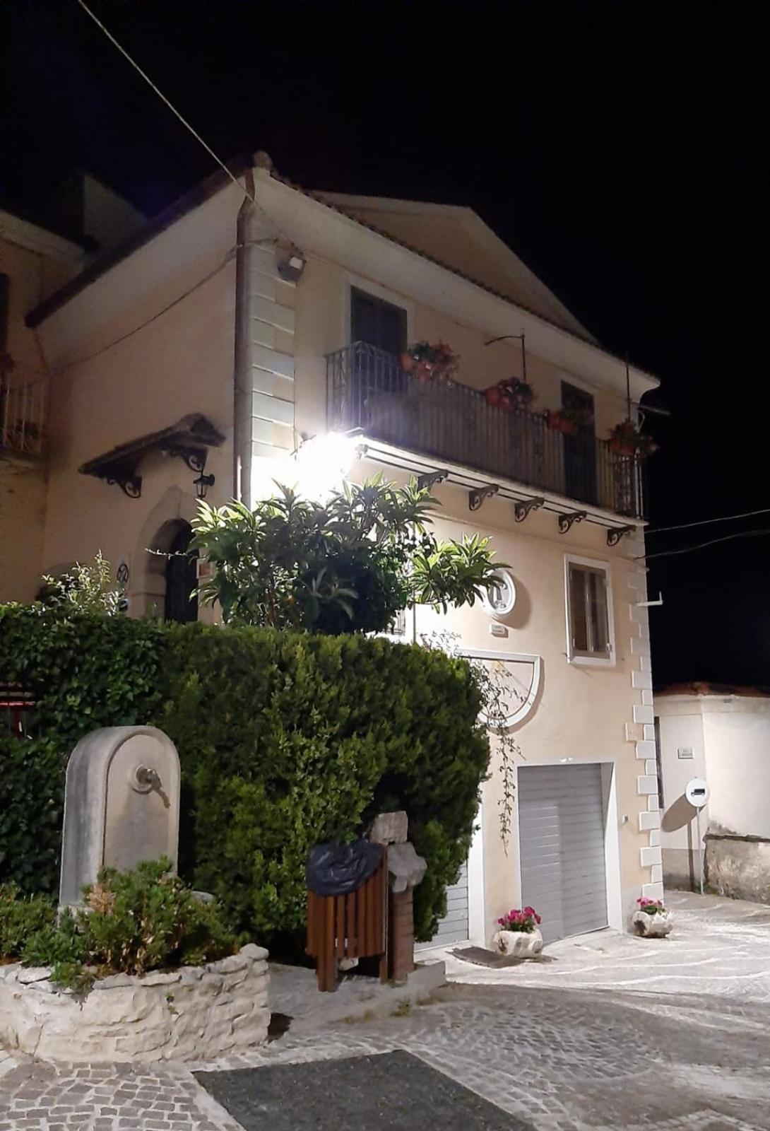 Meridiana Santa Maria del Molise Esterno foto