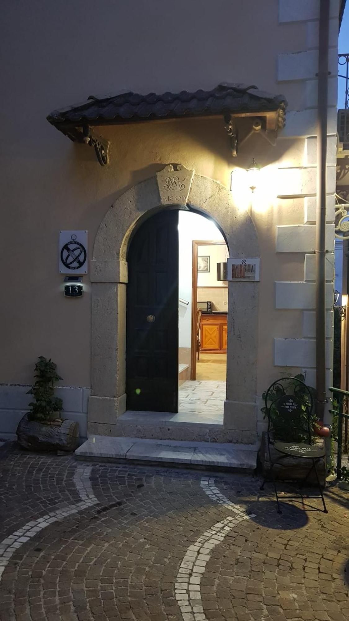 Meridiana Santa Maria del Molise Esterno foto